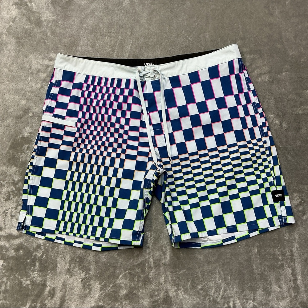 Vans checkered board Shorts Men’s 38 surf beach outdoor hybrid unlined
